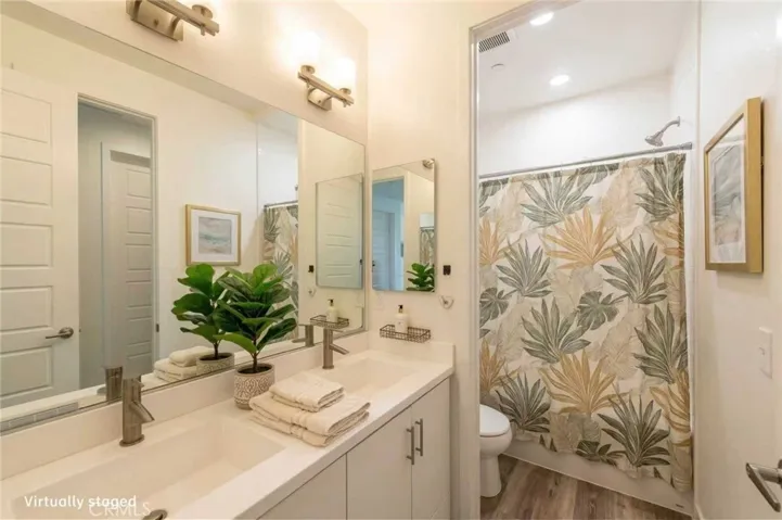 192 Finch, Lake Forest, California 92630