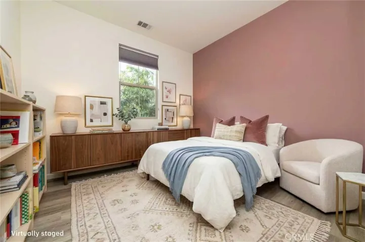 192 Finch, Lake Forest, California 92630