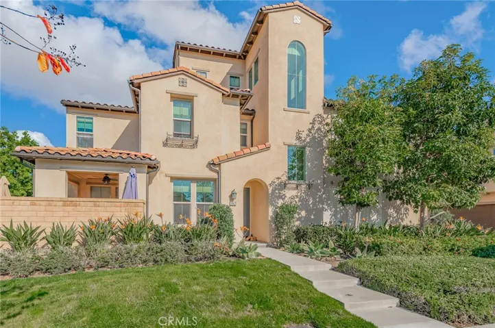 192 Finch, Lake Forest, California 92630