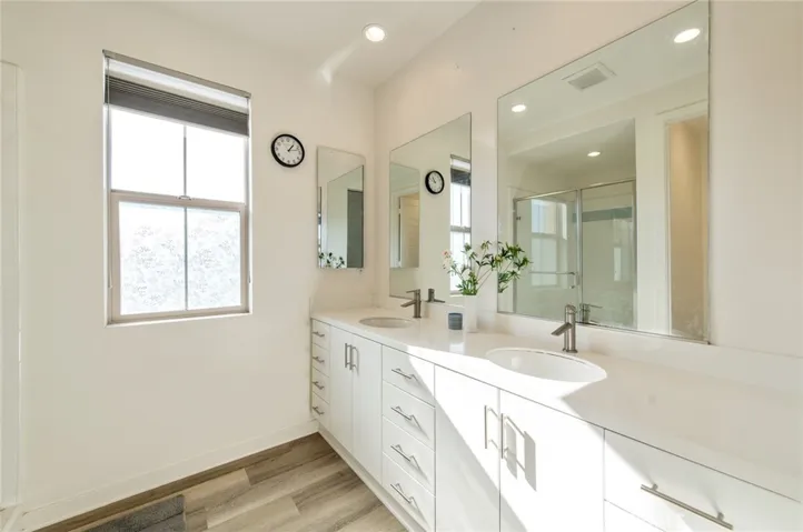 192 Finch, Lake Forest, California 92630