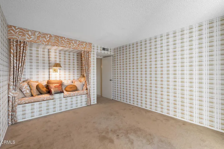 9645 Slyglass Ave #76