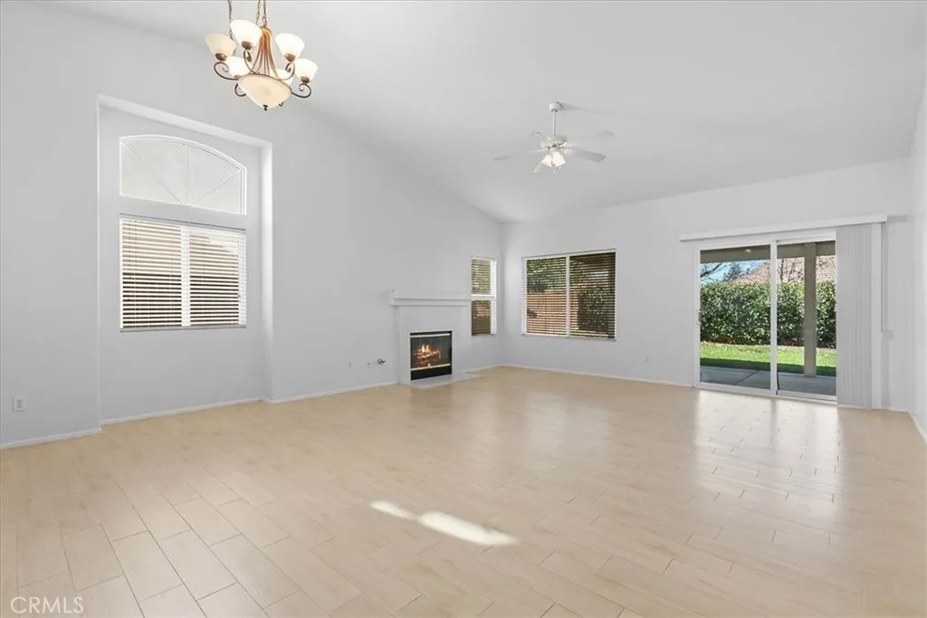 492 Autumn Way, Banning, California 92220 home-pic-4