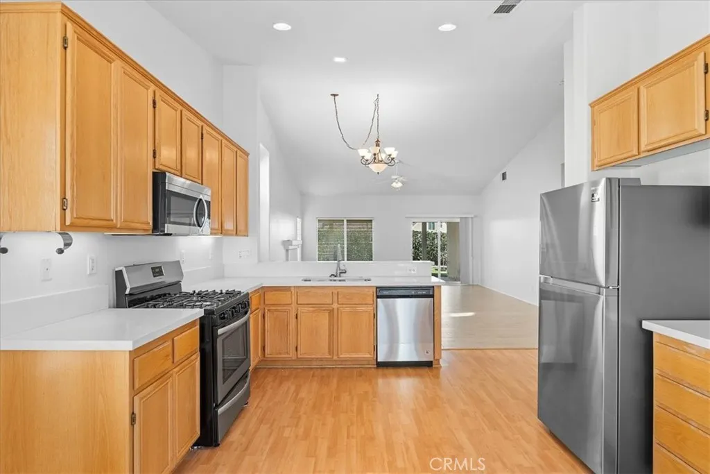 492 Autumn Way, Banning, California 92220 home-pic-10