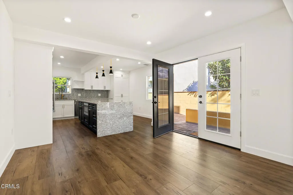 1161 Ruberta Avenue, Glendale, California 91201 home-pic-6