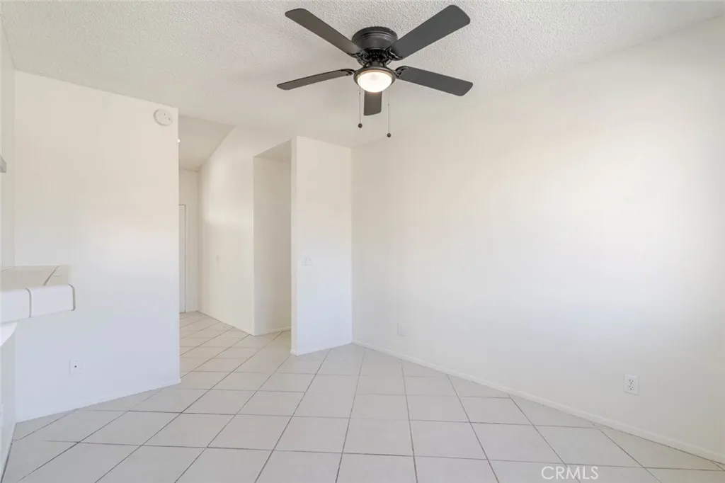 38143 42nd Street E, Palmdale, California 93552 home-pic-9