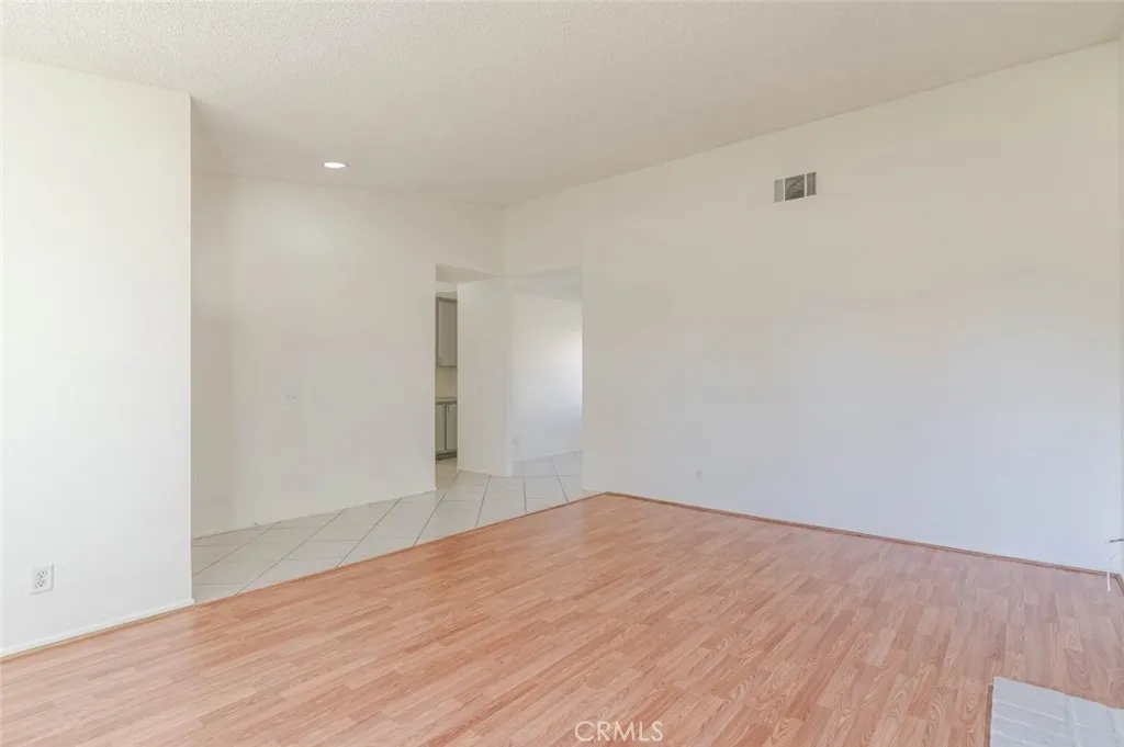 38143 42nd Street E, Palmdale, California 93552 home-pic-7
