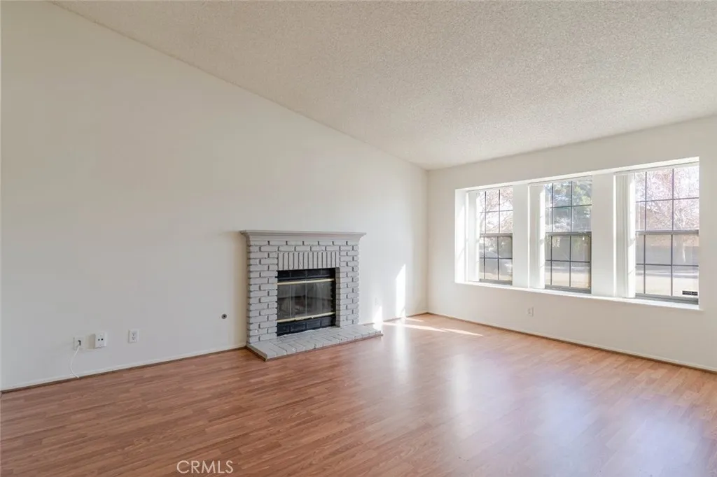 38143 42nd Street E, Palmdale, California 93552 home-pic-6