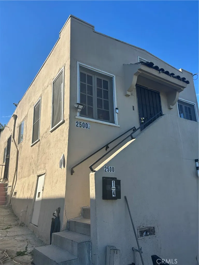 2500 Ganahl, Los Angeles, California 90033 home-pic-3