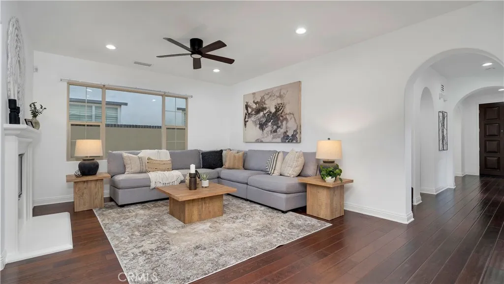 43 Conservancy, Irvine, California 92618 home-pic-11