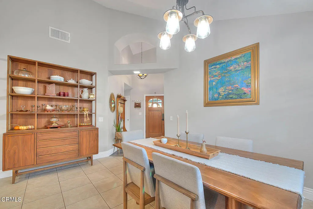 420 W 3rd Street, San Dimas, California 91773 home-pic-16