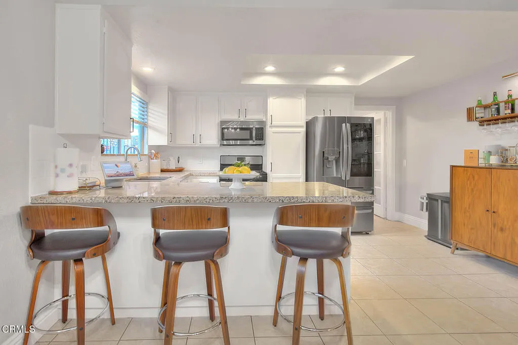 420 W 3rd Street, San Dimas, California 91773 home-pic-6