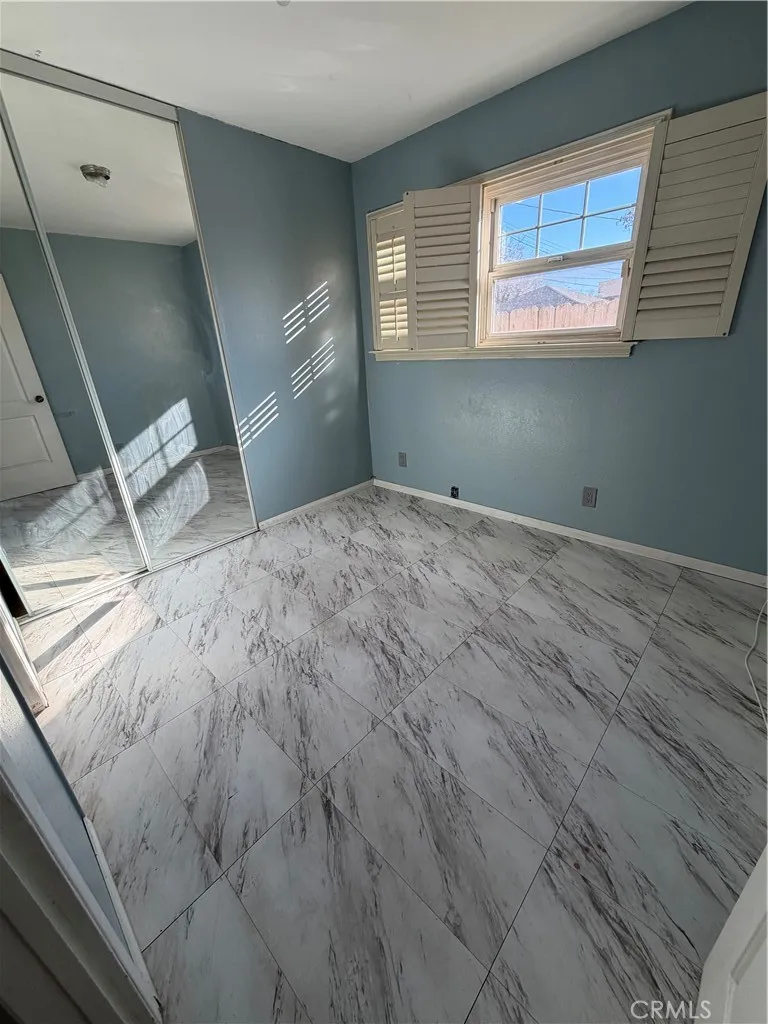 38648 21st E, Palmdale, California 93550 home-pic-16