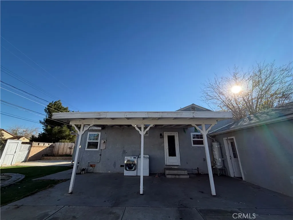 38648 21st E, Palmdale, California 93550 home-pic-7