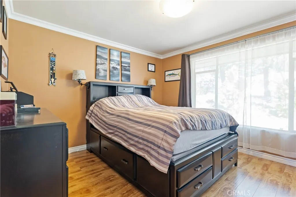 2204 San Gorgonio Road, La Canada Flintridge, California 91011 home-pic-24
