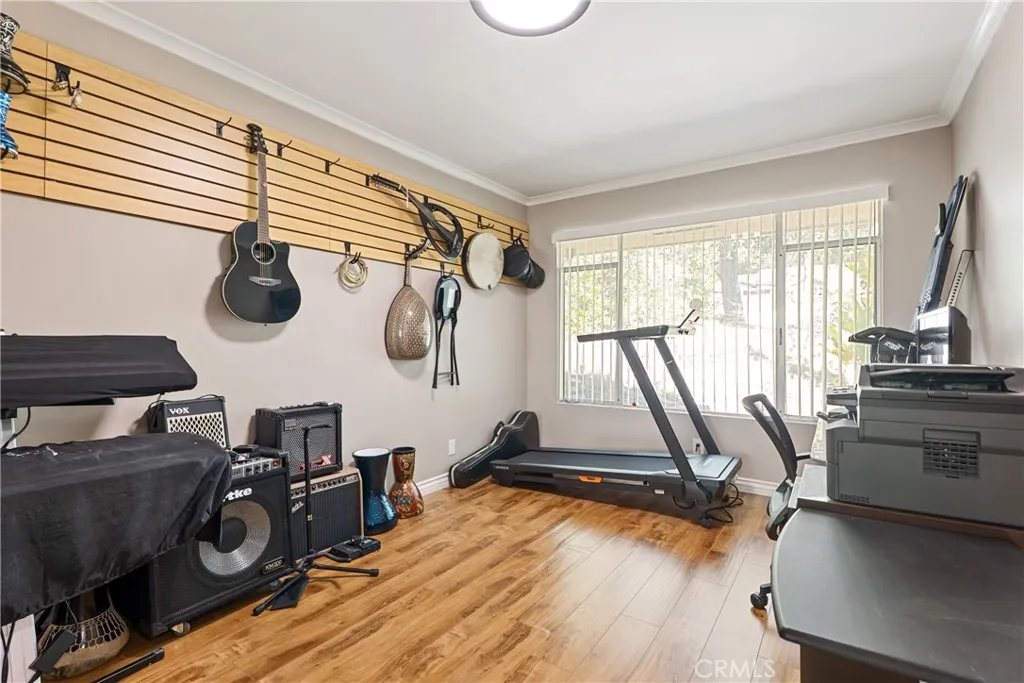 2204 San Gorgonio Road, La Canada Flintridge, California 91011 home-pic-27