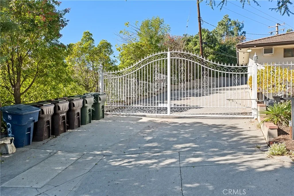 2204 San Gorgonio Road, La Canada Flintridge, California 91011 home-pic-44