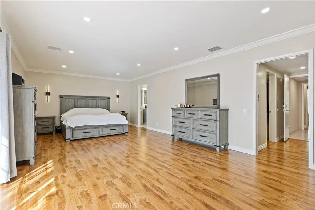 2204 San Gorgonio Road, La Canada Flintridge, California 91011 home-pic-19