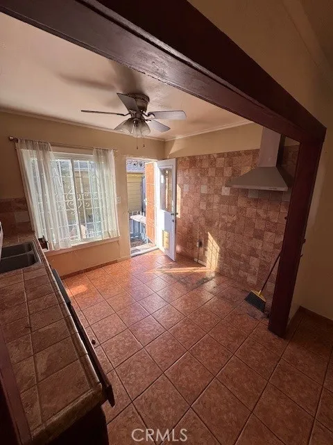 15905 S Menlo, Gardena, California 90247 home-pic-7