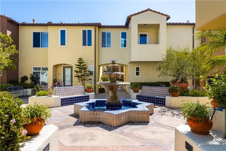 Community fountain and lounge area.