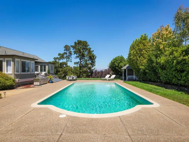 730 Mora Drive, Los Altos, California 94024