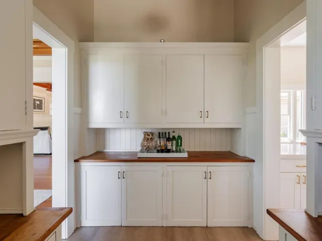 730 Mora Drive, Los Altos, California 94024