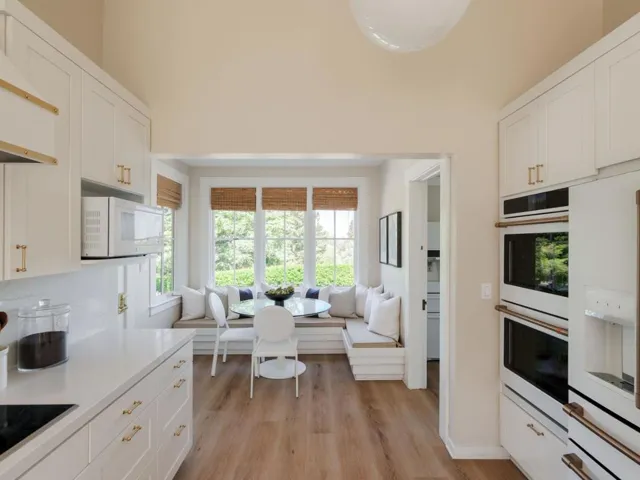 730 Mora Drive, Los Altos, California 94024