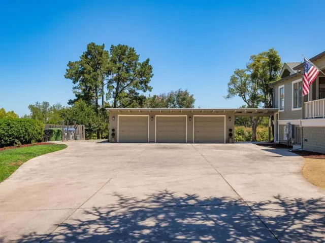 730 Mora Drive, Los Altos, California 94024