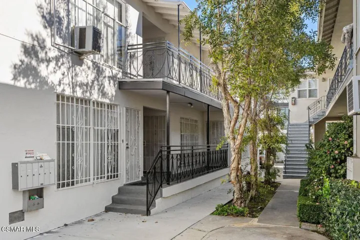 15_11969806_185532_185532-EI-107