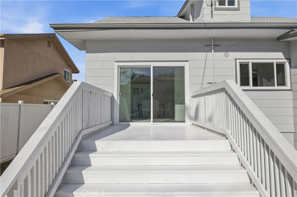 1318 E Garfield, Glendale, California 91205 home-pic-26