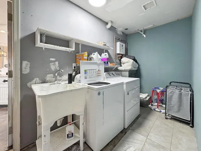 16-web-or-mls-Saratoga St-016