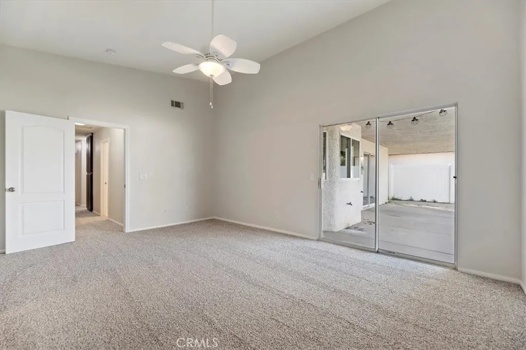 14450 Palo Alto Court, Victorville, California 92392 home-pic-34