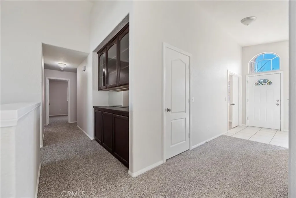 14450 Palo Alto Court, Victorville, California 92392 home-pic-23