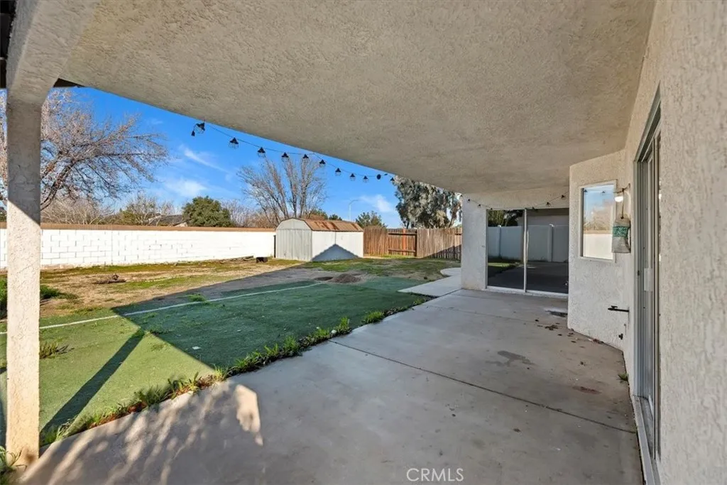 14450 Palo Alto Court, Victorville, California 92392 home-pic-39