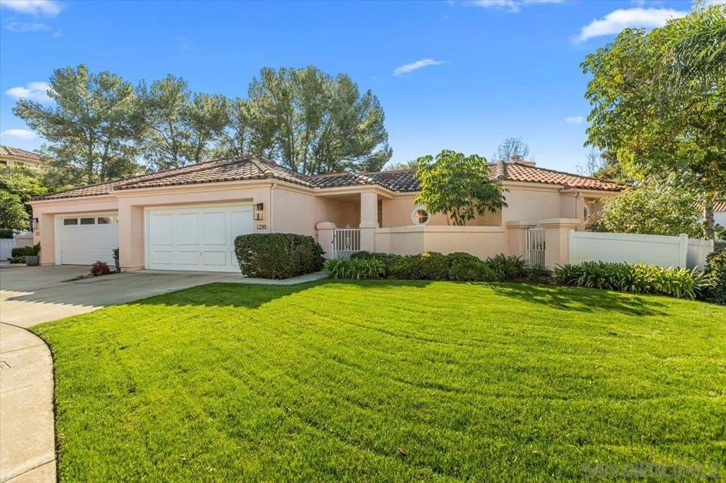 1299 Via Apuesto, San Marcos, California 92078 home-pic-1
