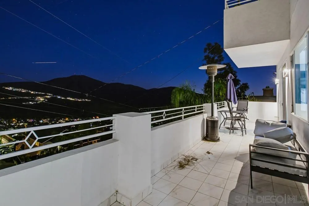 1644 Cuyamaca Ave, Spring Valley, California 91977 home-pic-23