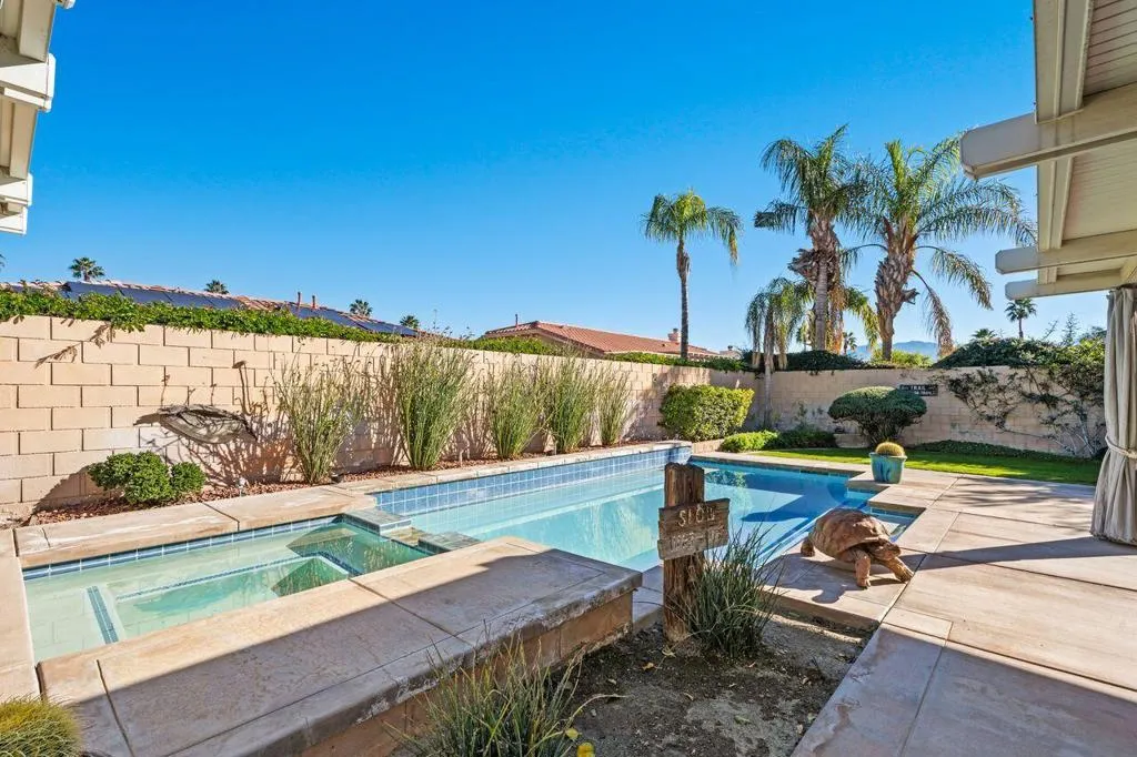 40622 Cabana Court, Palm Desert, California 92260 home-pic-12