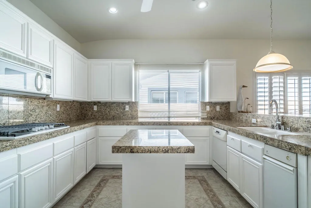40622 Cabana Court, Palm Desert, California 92260 home-pic-45