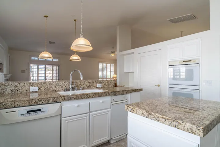 40622 Cabana-15
