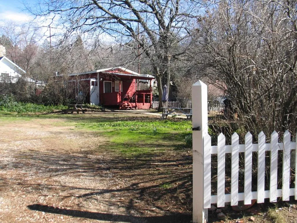 2102 3rd Street, Julian, California 92036 home-pic-4