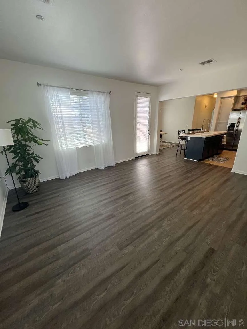 362 Borden Rd, San Marcos, California 92069 home-pic-5