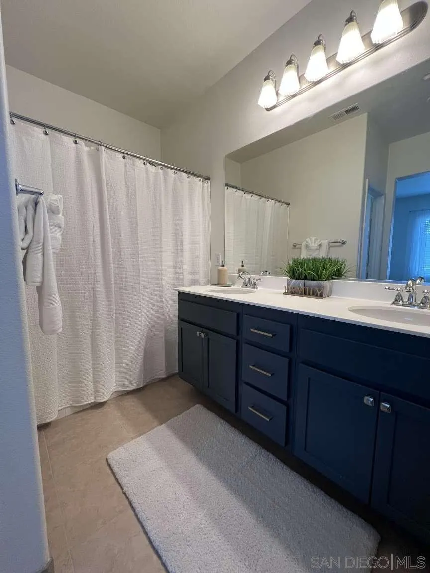362 Borden Rd, San Marcos, California 92069 home-pic-15