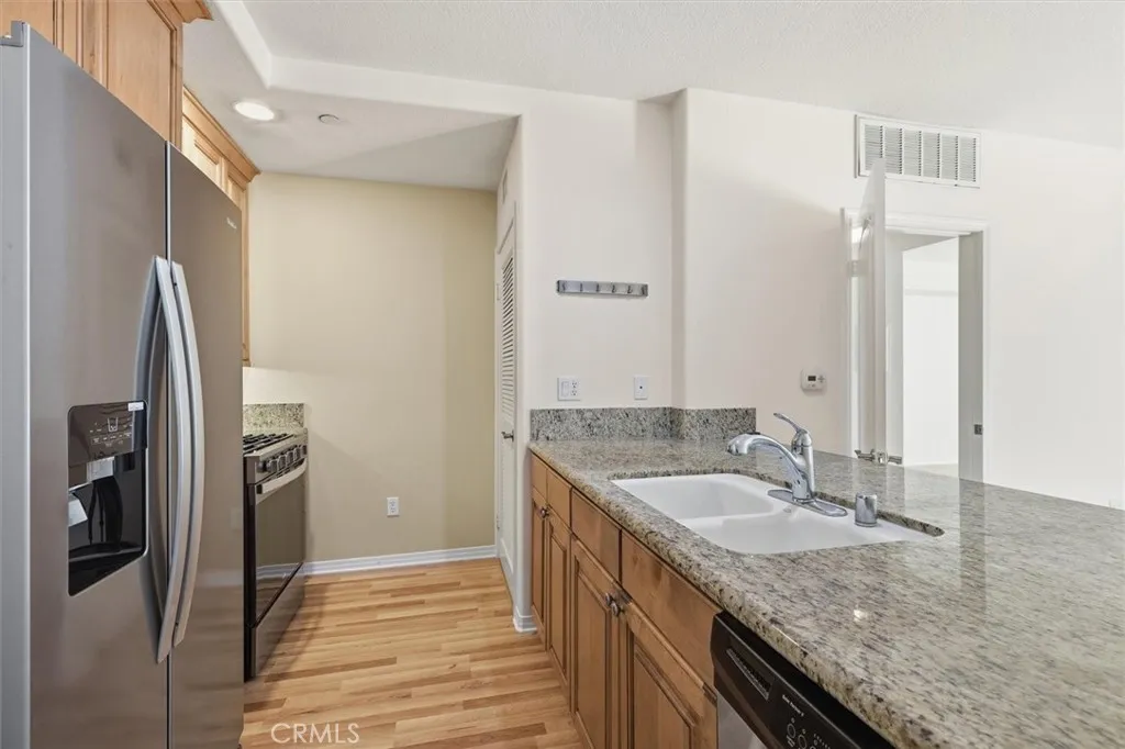 2750 Artesia 240, Redondo Beach, California 90278 home-pic-12
