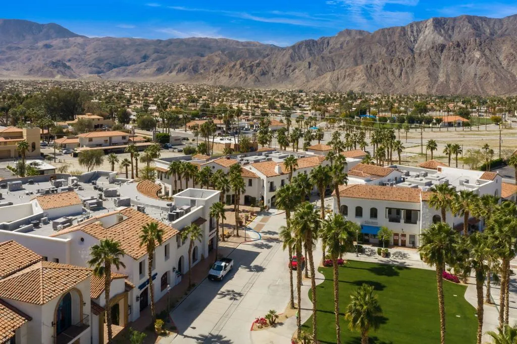 51905 Avenida Velasco, La Quinta, California 92253 home-pic-52