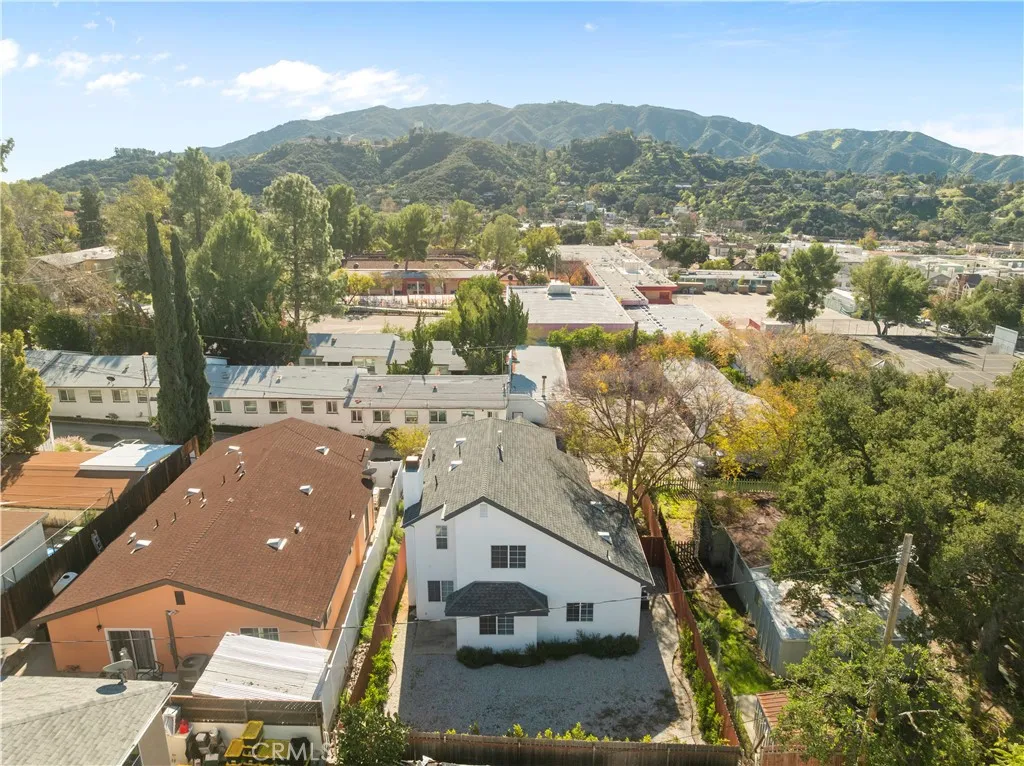 7049 Sunnycrest Trail, Tujunga, California 91042 home-pic-36