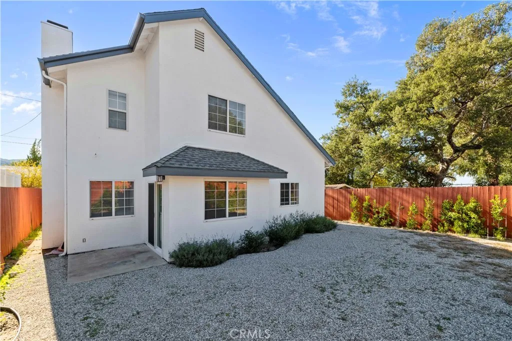 7049 Sunnycrest Trail, Tujunga, California 91042 home-pic-34