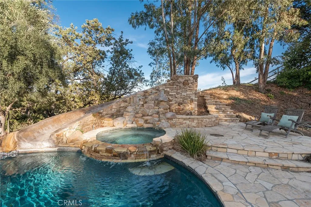 5747 Hoback Glen Road, Hidden Hills, California 91302 home-pic-35