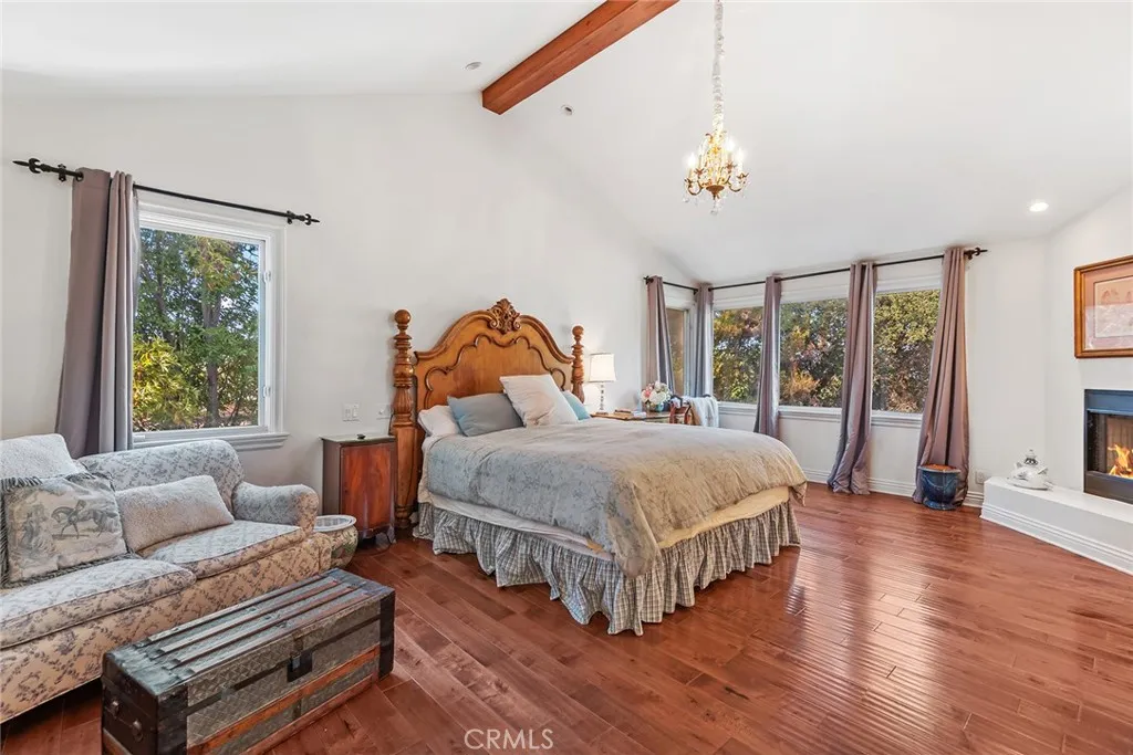 5747 Hoback Glen Road, Hidden Hills, California 91302 home-pic-18