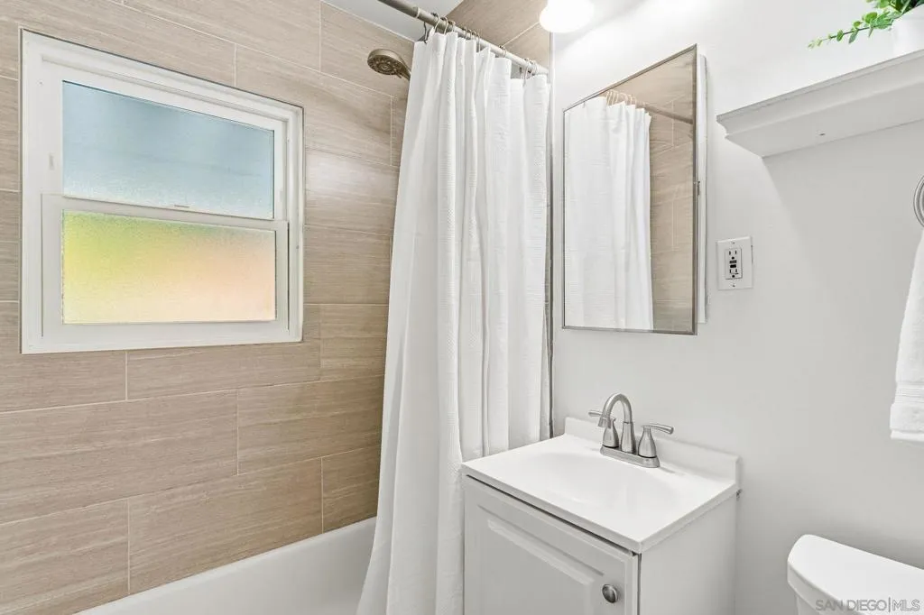 , San Diego, California 92115 home-pic-14