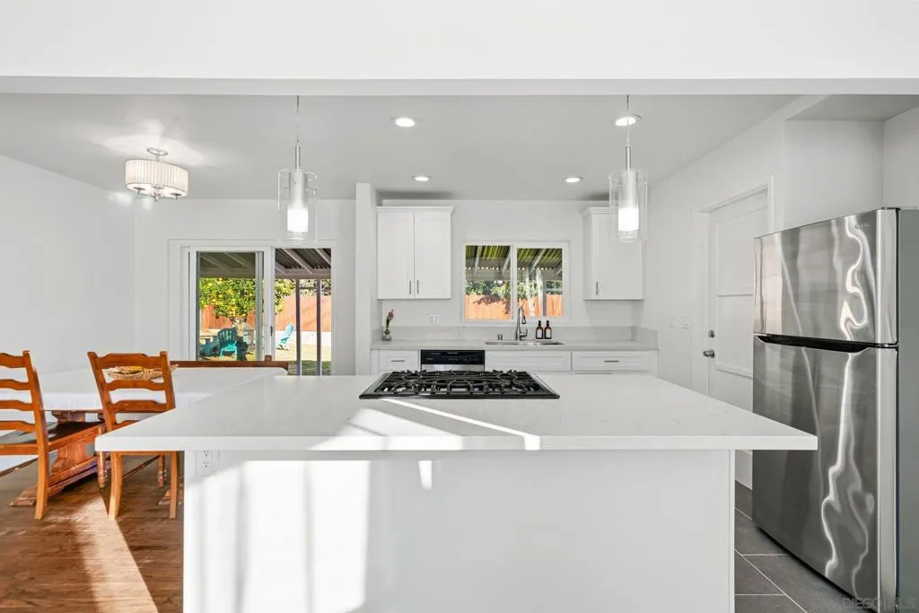 , San Diego, California 92115 home-pic-6
