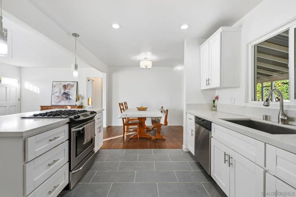 , San Diego, California 92115 home-pic-7